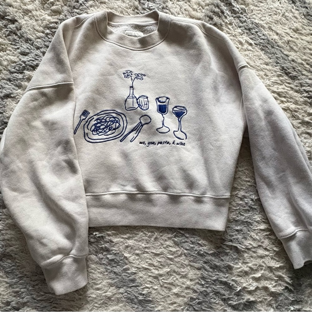 Abercrombie Graphic Sweatshirt Small